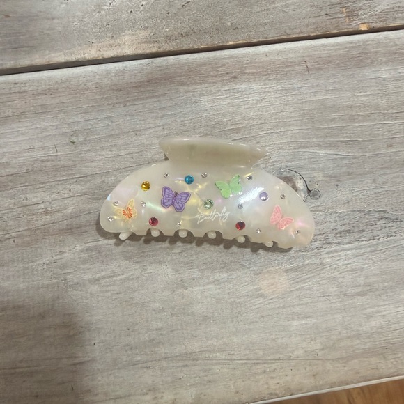 Accessories - Butterfly Embellished Hair Claw